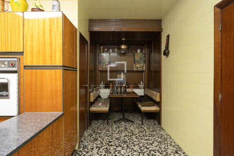 Dzīvoklis pārdošanā Barcelona, Spānijā 4 istabas, 198 m2 Nr. 150513 - attēls 18