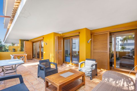 Huoneisto myytävänä Punta Prima, Alicante, Espanja, 2 makuuhuonetta, 128 m2 No. 166200 - kuva 3