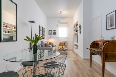 Apartment à vendre Madrid, Espagne, 1 chambre, 60 m2 No. 67420 - photo 6