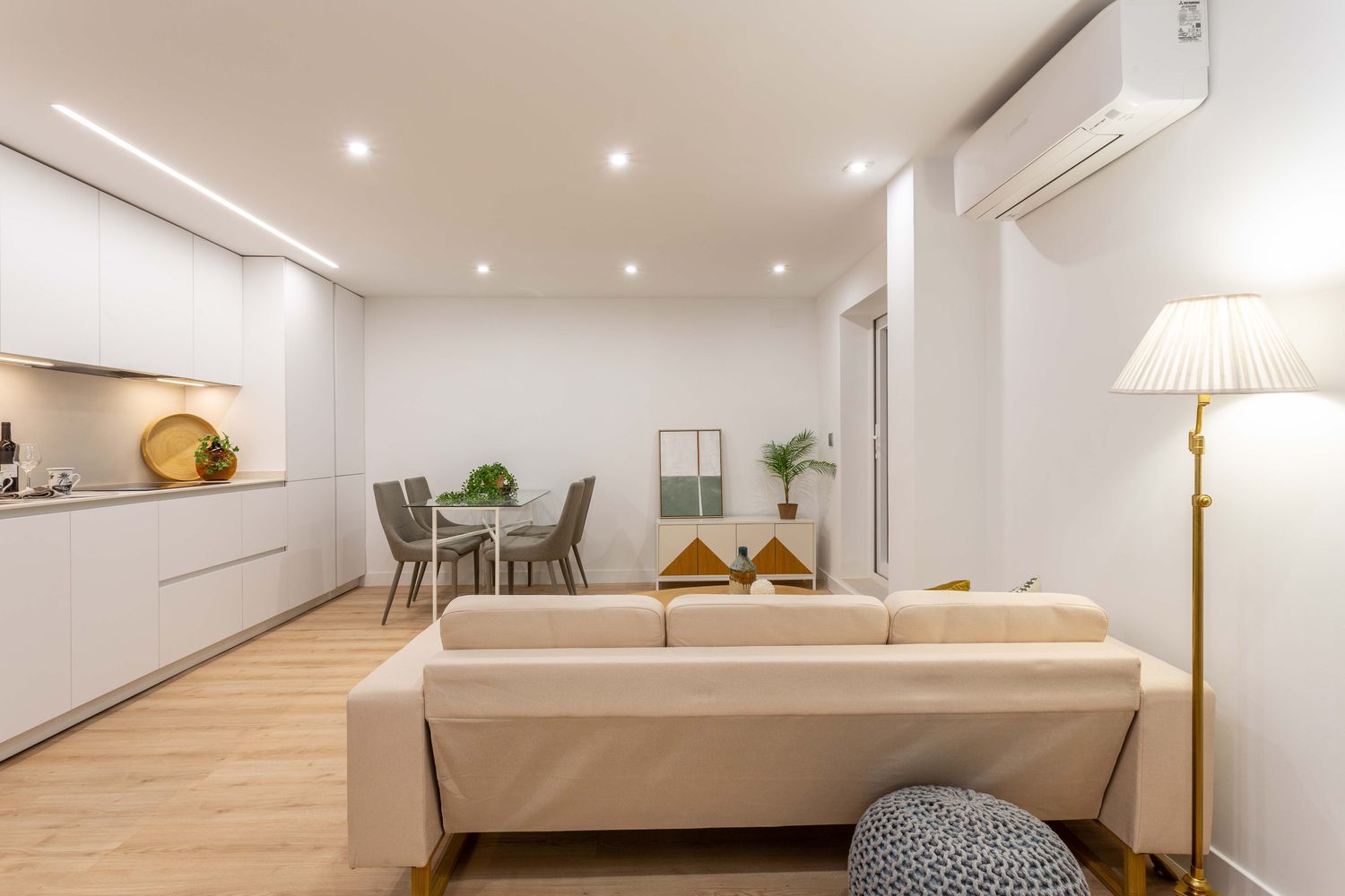 Wohnung in Madrid, Spanien 2 Schlafzimmer, 76 m2 Nr. 67418