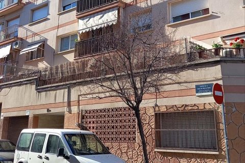 Apartamento en Viladecans, Barcelona, España 4 dormitorios, 76 m2 No. 167204
