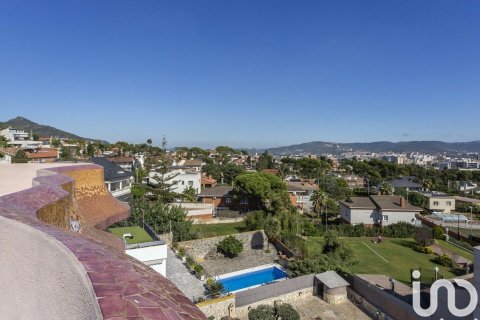 Dom w Sant Boi de Llobregat, Barcelona, Hiszpania 6 sypialni, 300 mkw. nr 154139 – zdjęcie 22