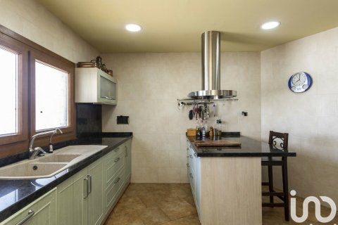 Dom w Sant Boi de Llobregat, Barcelona, Hiszpania 6 sypialni, 300 mkw. nr 154139 – zdjęcie 9