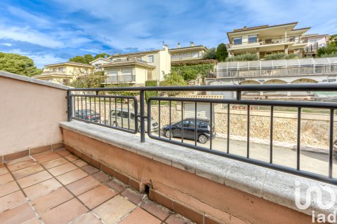 Dom w L'Escala, Girona, Hiszpania 5 sypialni, 212 mkw. nr 154140 – zdjęcie 23