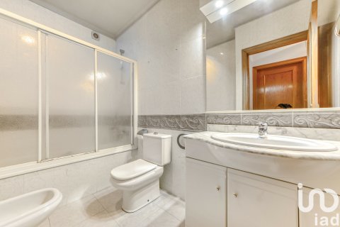 Dom w L'Escala, Girona, Hiszpania 5 sypialni, 212 mkw. nr 154140 – zdjęcie 18