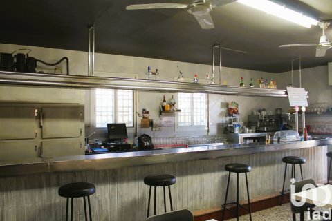 Talo myytävänä La Bisbal Del Penedes, Tarragona, Espanja, 7 makuuhuonetta, 155 m2 No. 154138 - kuva 25