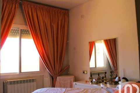 Talo myytävänä La Bisbal Del Penedes, Tarragona, Espanja, 7 makuuhuonetta, 155 m2 No. 154138 - kuva 13