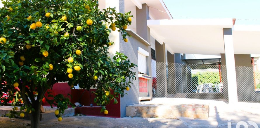 Talo La Bisbal Del Penedes, Tarragona, Espanja 7 makuuhuonetta, 155 m2 No. 154138