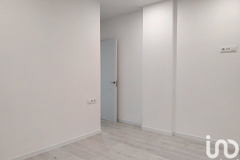 Wohnung zum Verkauf in Sabadell, Barcelona, Spanien 3 Schlafzimmer, 94 m2 Nr. 154141 - Foto 17