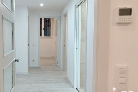 Wohnung zum Verkauf in Sabadell, Barcelona, Spanien 3 Schlafzimmer, 94 m2 Nr. 154141 - Foto 7
