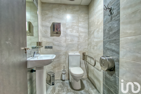 Commercial property for sale in Benidorm, Alicante, Spain 8 bedrooms, 1594 sq.m. No. 154136 - photo 9