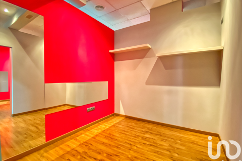 Commercial property for sale in Benidorm, Alicante, Spain 8 bedrooms, 1594 sq.m. No. 154136 - photo 18