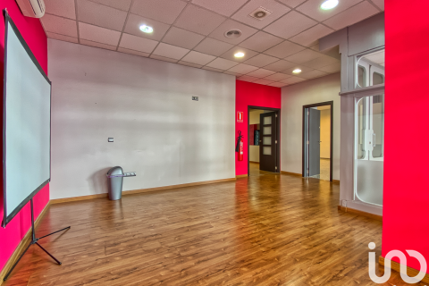 Commercial property for sale in Benidorm, Alicante, Spain 8 bedrooms, 1594 sq.m. No. 154136 - photo 4