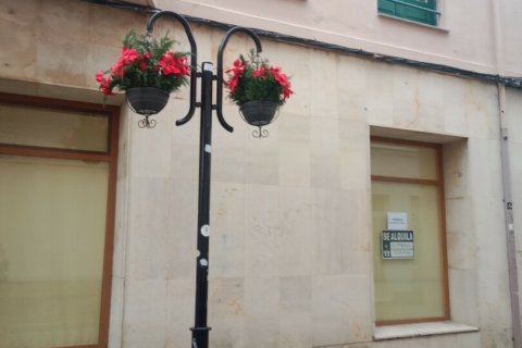 Talo myytävänä Santa Maria del Paramo, Leon, Espanja, 9 makuuhuonetta, 632 m2 No. 154135 - kuva 2