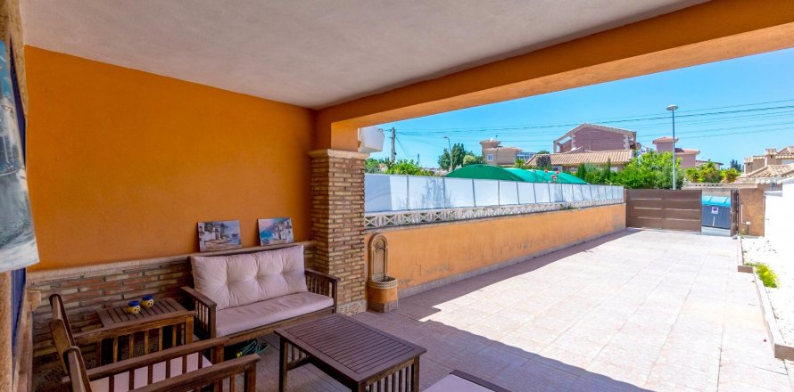 Дом в Лос Альтос, Аликанте, Испания 2 спальни, 94м2 №109074