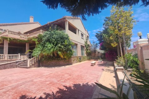 Commercial property for sale La Zenia, Alicante, Spain 871 sq.m. No. 109060 - photo 12