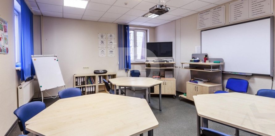 Коммерческая недвижимость в Барселона, Испания 1200м2 №151922