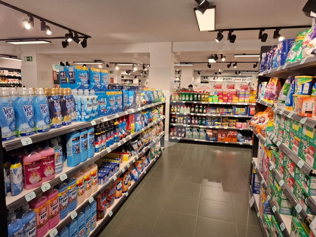 Retail store in Spagna 589 mq. N° 151919