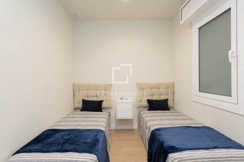 Lägenhet till salu i Barcelona, Spanien 3 sovrum, 92 kvm. Nr. 161382 - foto 19