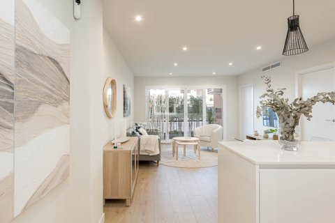 Lägenhet till salu i Barcelona, Spanien 3 sovrum, 92 kvm. Nr. 161382 - foto 5