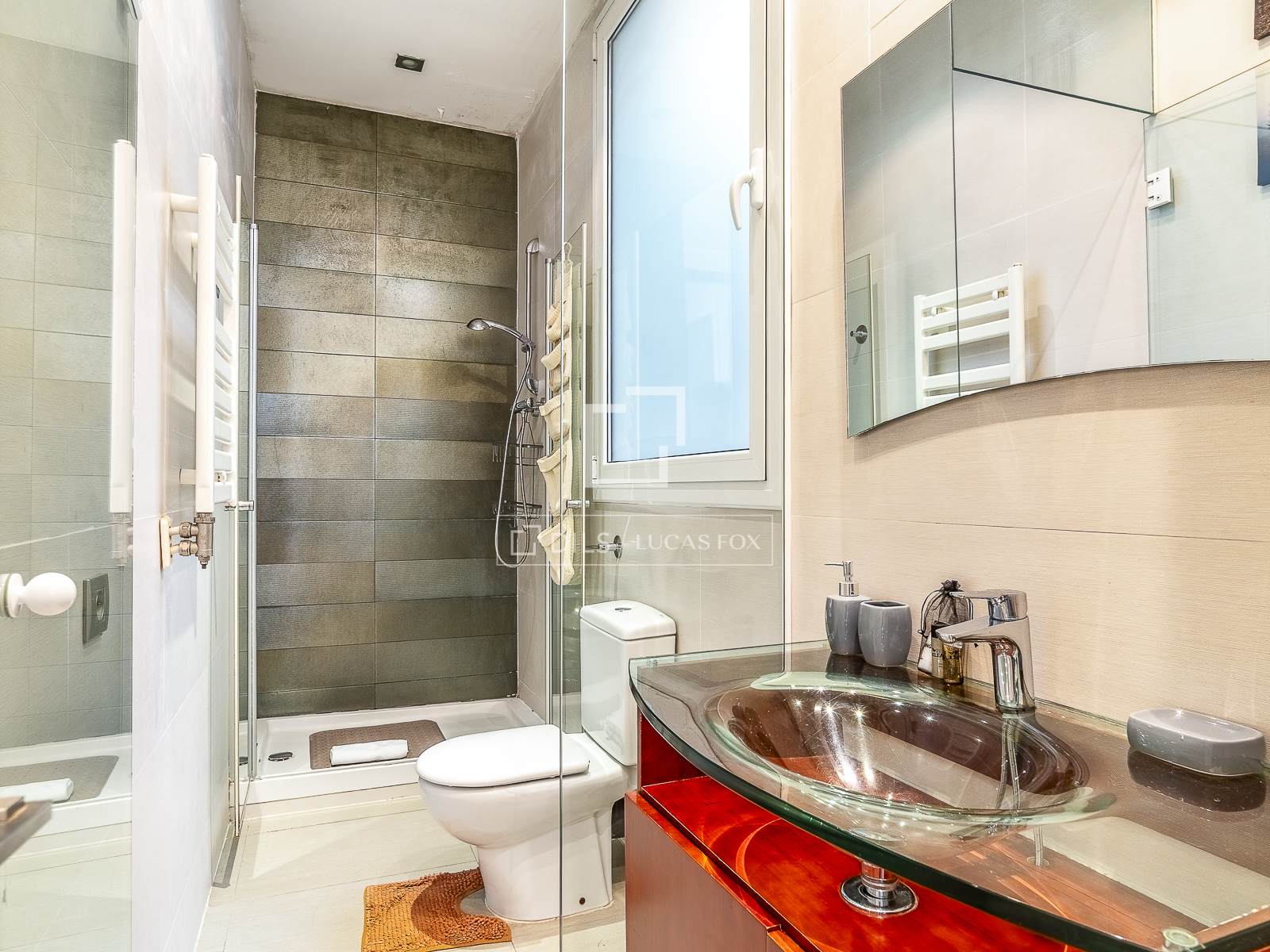 Huoneisto Barcelona, Espanja 2 makuuhuonetta, 82 m2 No. 161380