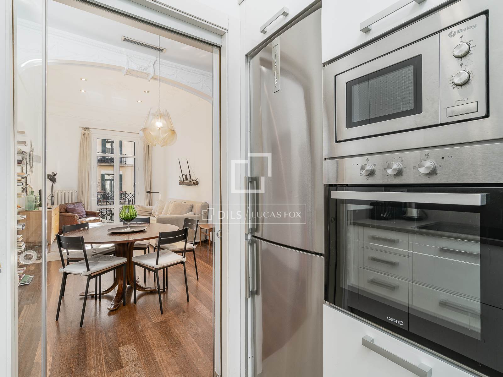 Huoneisto Barcelona, Espanja 2 makuuhuonetta, 82 m2 No. 161380