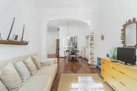 Lägenhet till salu i Barcelona, Spanien 2 sovrum, 82 kvm. Nr. 161380 - foto 5