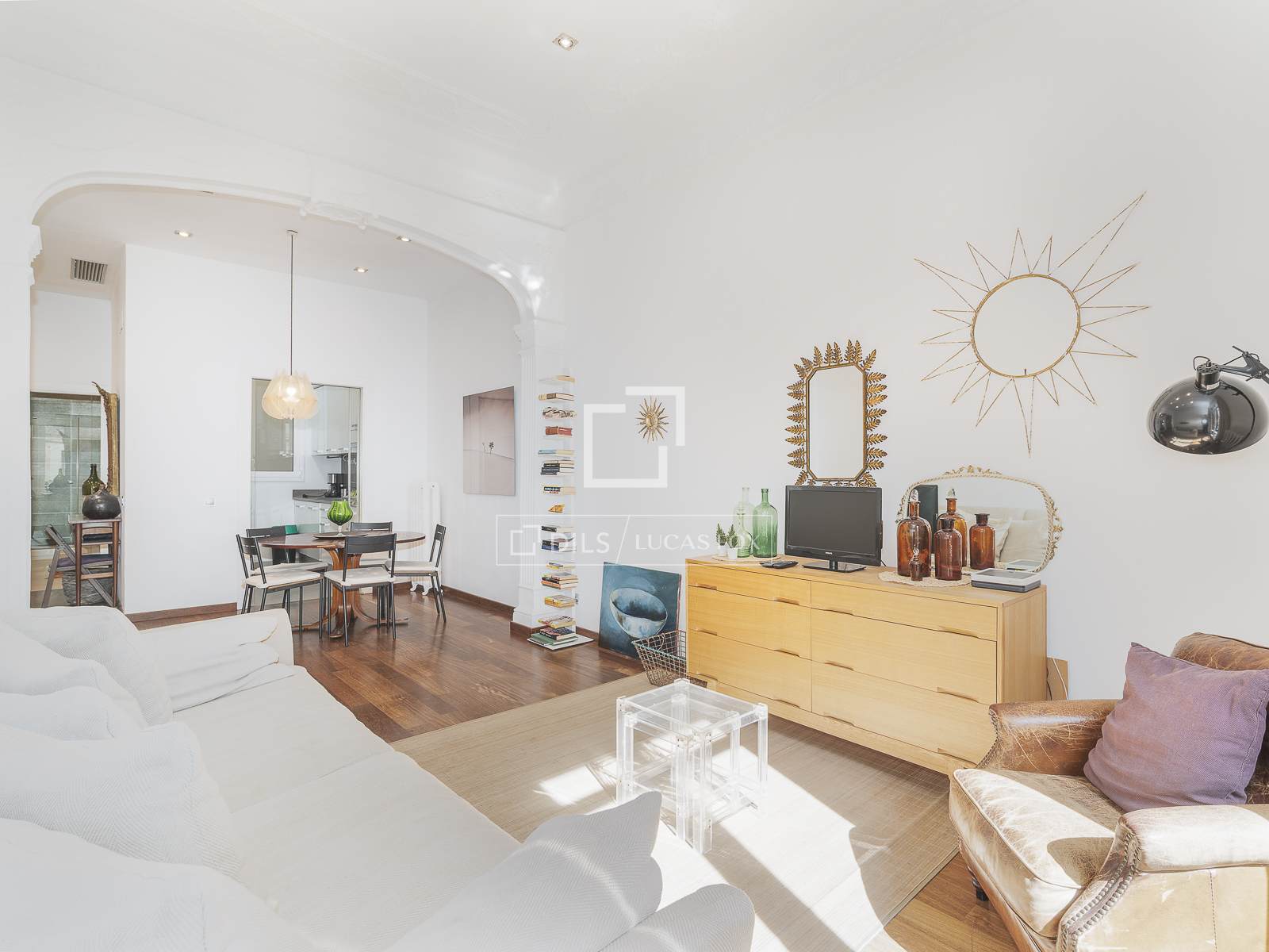 Huoneisto Barcelona, Espanja 2 makuuhuonetta, 82 m2 No. 161380