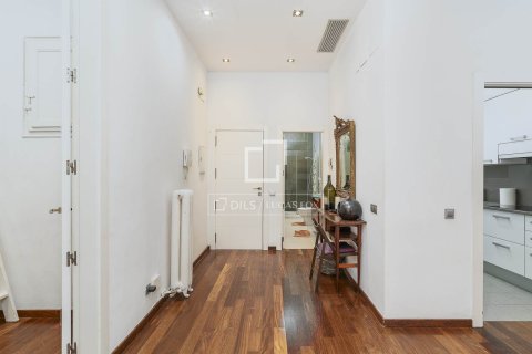 Lägenhet till salu i Barcelona, Spanien 2 sovrum, 82 kvm. Nr. 161380 - foto 29