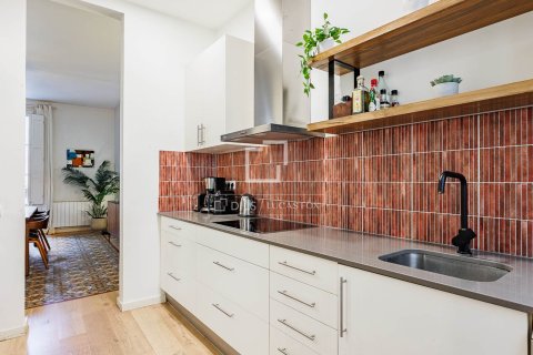 Lägenhet till salu i Barcelona, Spanien 2 sovrum, 105 kvm. Nr. 161384 - foto 15