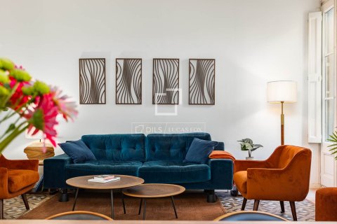 Lägenhet till salu i Barcelona, Spanien 2 sovrum, 105 kvm. Nr. 161384 - foto 2