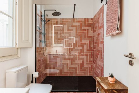 Lägenhet till salu i Barcelona, Spanien 2 sovrum, 105 kvm. Nr. 161384 - foto 18