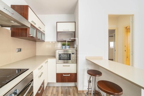 Lägenhet till salu i Barcelona, Spanien 2 sovrum, 63 kvm. Nr. 161379 - foto 17