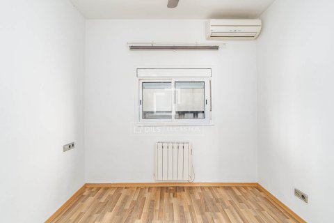 Lägenhet till salu i Barcelona, Spanien 2 sovrum, 63 kvm. Nr. 161379 - foto 29