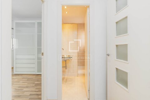 Lägenhet till salu i Barcelona, Spanien 2 sovrum, 63 kvm. Nr. 161379 - foto 19