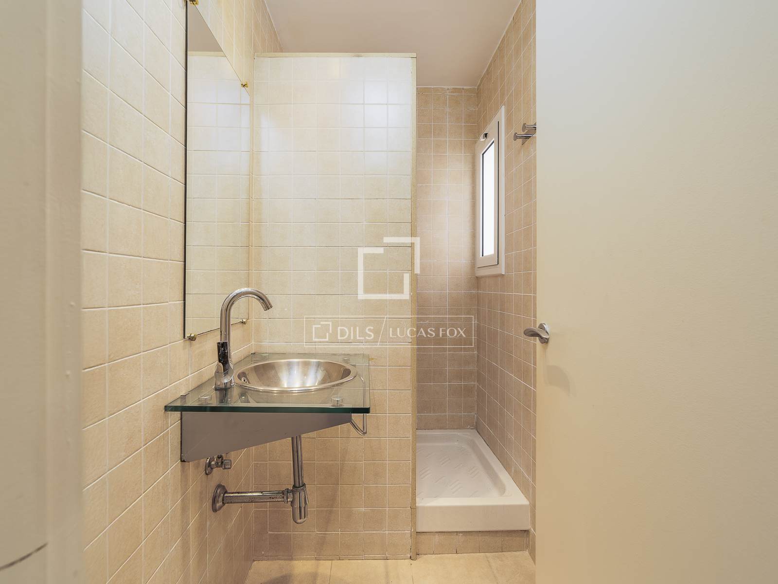 Appartamento a Barcelona, Spagna 2 camere da letto, 63 mq. N° 161379