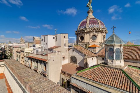 Lägenhet till salu i Barcelona, Spanien 3 sovrum, 192 kvm. Nr. 161378 - foto 15