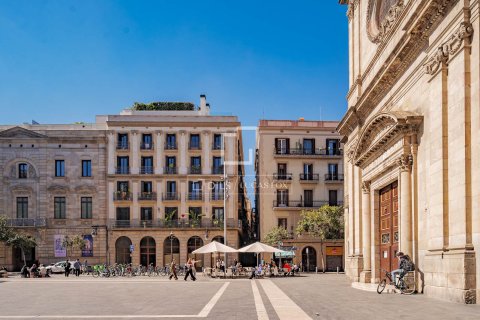 Lägenhet till salu i Barcelona, Spanien 3 sovrum, 192 kvm. Nr. 161378 - foto 20