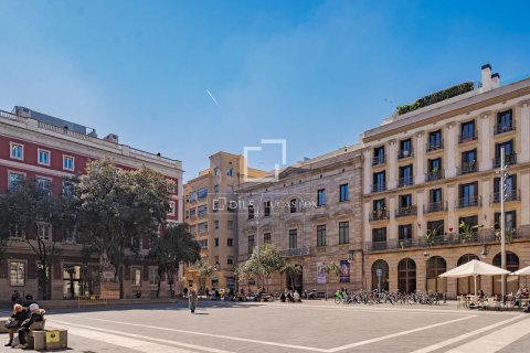 Lägenhet till salu i Barcelona, Spanien 3 sovrum, 192 kvm. Nr. 161378 - foto 21