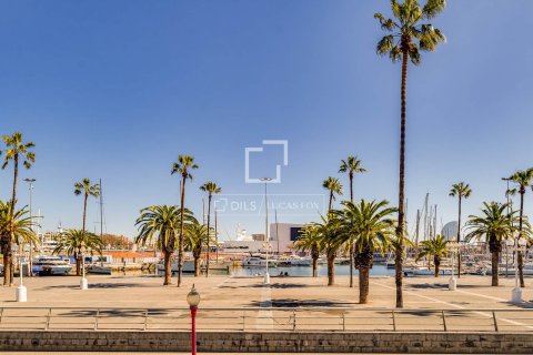 Lägenhet till salu i Barcelona, Spanien 3 sovrum, 192 kvm. Nr. 161378 - foto 18