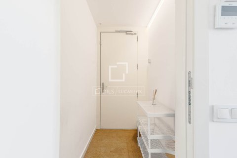 Penthouse à vendre à Barcelona, Espagne, 3 chambres, 111 m2 No. 161383 - photo 19