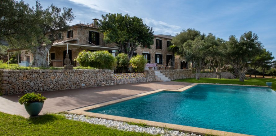 Finca Colonia De Sant Pere, Mallorca, Spain 7 bedrooms, 700 sq.m. No. 111859