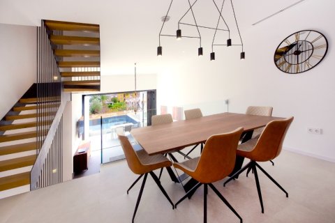 Huvila myytävänä Alicante, Espanja, 3 makuuhuonetta, 236 m2 No. 145042 - kuva 12