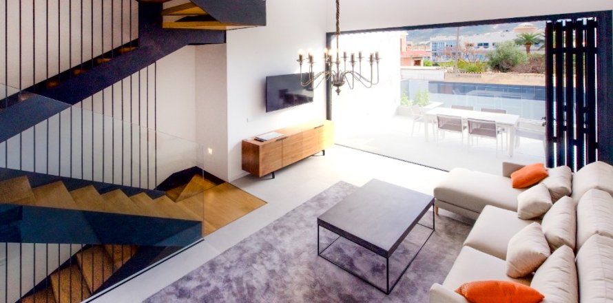 Huvila Alicante, Espanja 3 makuuhuonetta, 236 m2 No. 145042