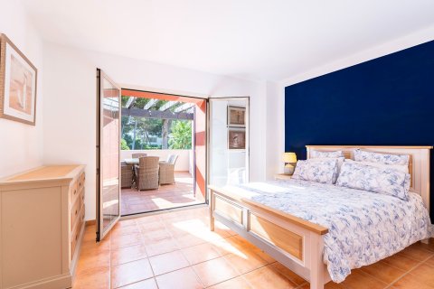 Villa for sale in Santa Ponsa, Mallorca, Spain 3 bedrooms, 224 sq.m. No. 196213 - photo 19