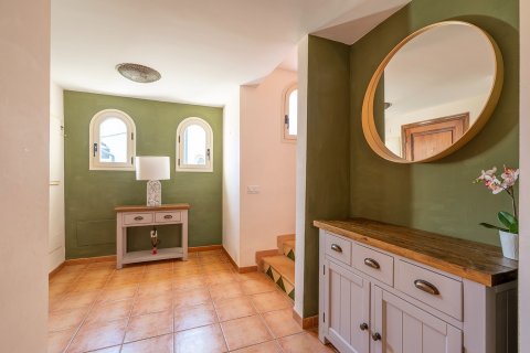 Villa for sale in Santa Ponsa, Mallorca, Spain 3 bedrooms, 224 sq.m. No. 196213 - photo 23