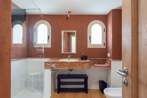 Villa for sale in Santa Ponsa, Mallorca, Spain 3 bedrooms, 224 sq.m. No. 196213 - photo 22