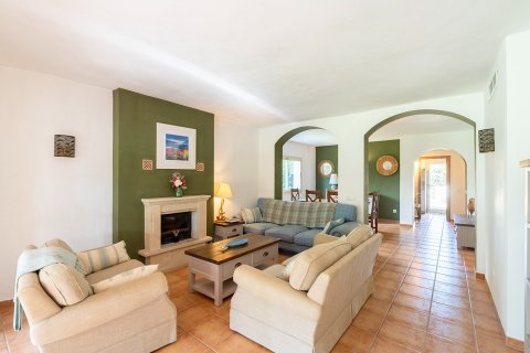 Villa for sale in Santa Ponsa, Mallorca, Spain 3 bedrooms, 224 sq.m. No. 196213 - photo 8