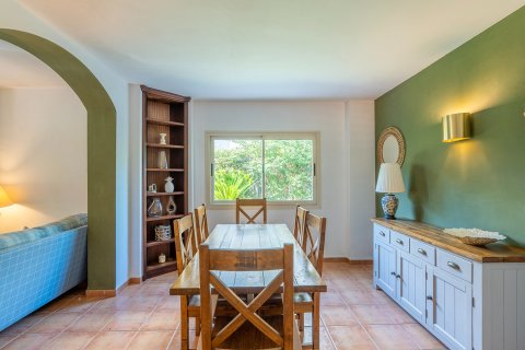 Villa for sale in Santa Ponsa, Mallorca, Spain 3 bedrooms, 224 sq.m. No. 196213 - photo 12