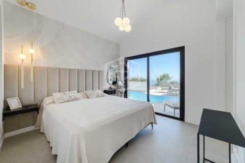 Villa for sale in Candelaria, Tenerife, Spain 4 bedrooms, 246 sq.m. No. 146728 - photo 12